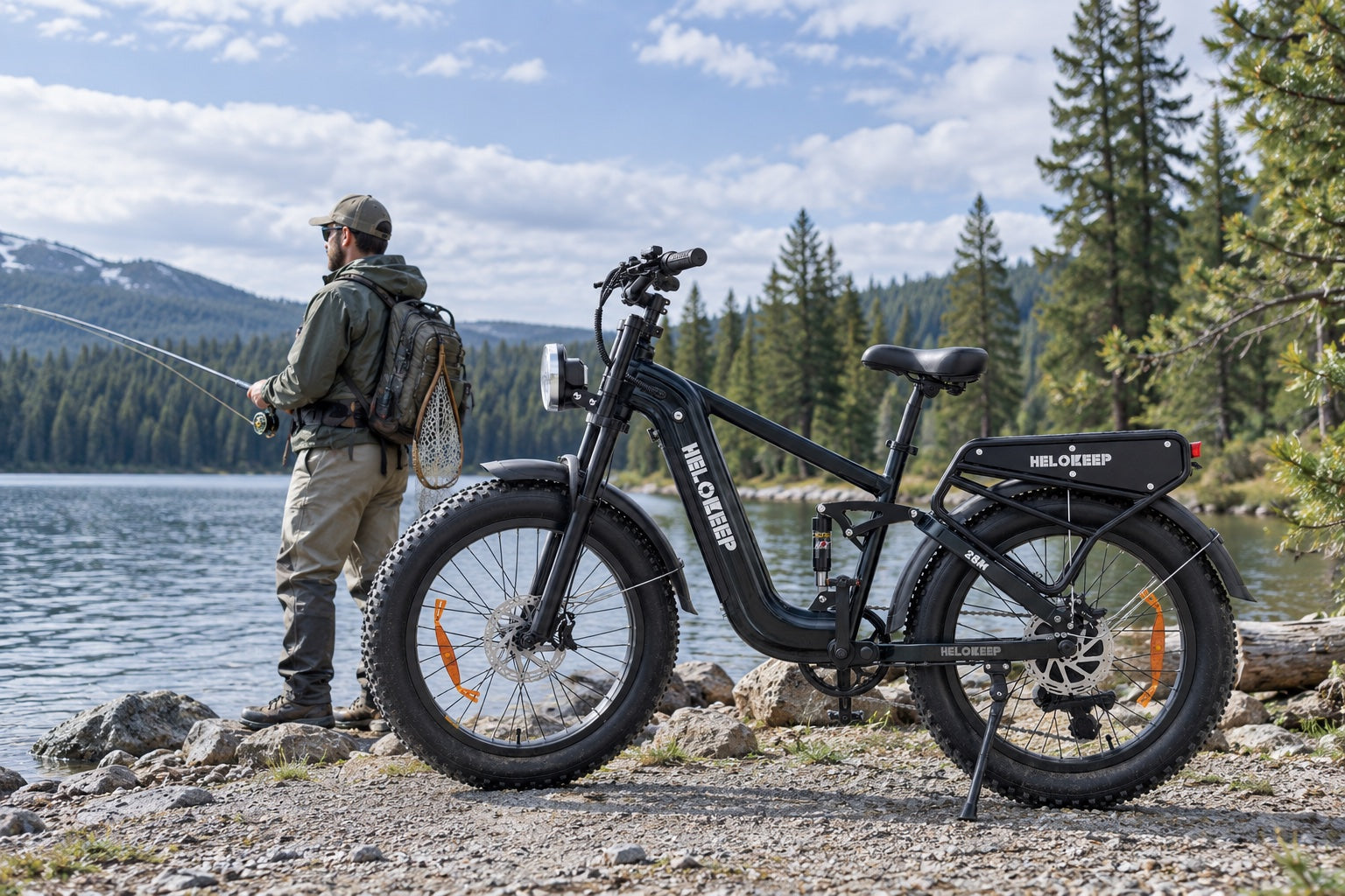 Helokeep 26M parked beside an angler at a lake